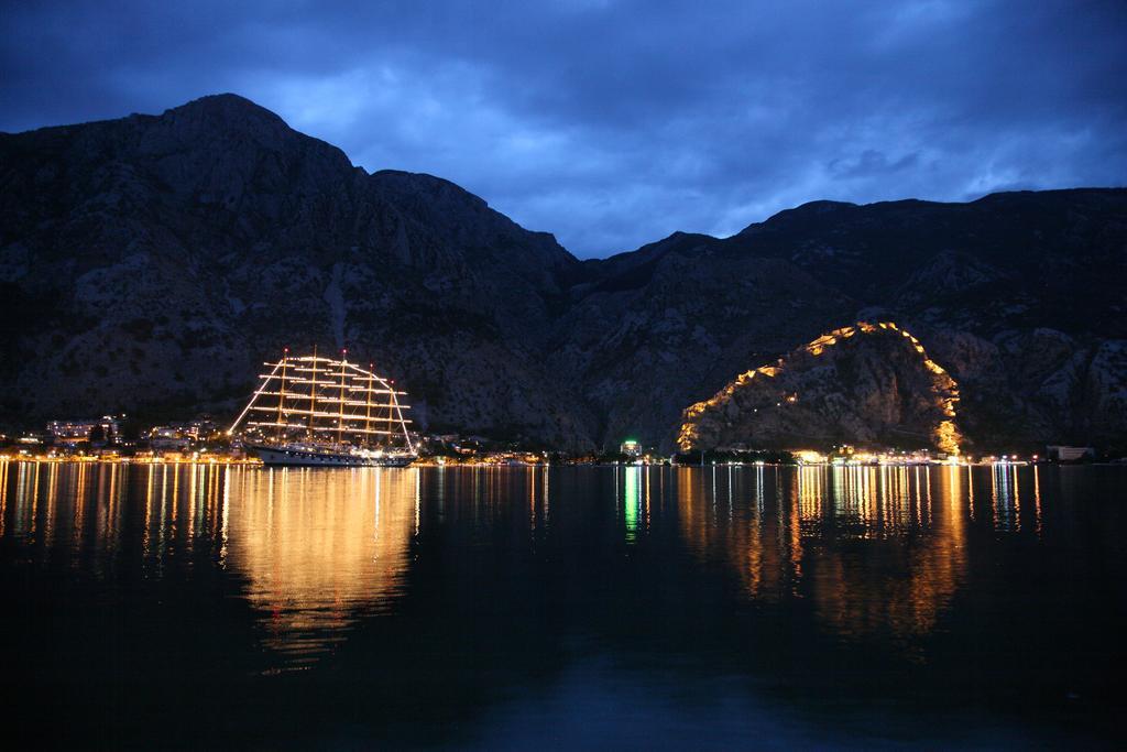 Guest House Forza Lux Kotor Dış mekan fotoğraf