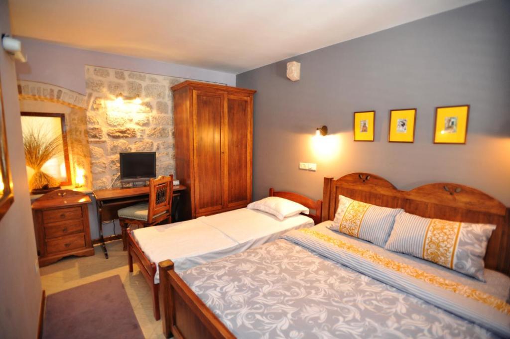 Guest House Forza Lux Kotor Oda fotoğraf